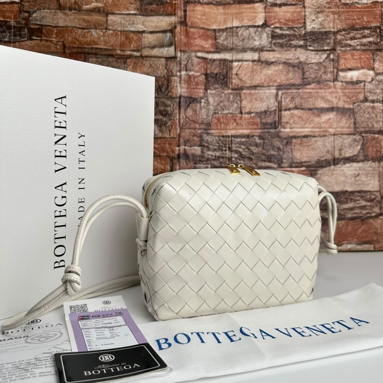 BOTTEGA VENETA LOOP MEDİUM BEJ